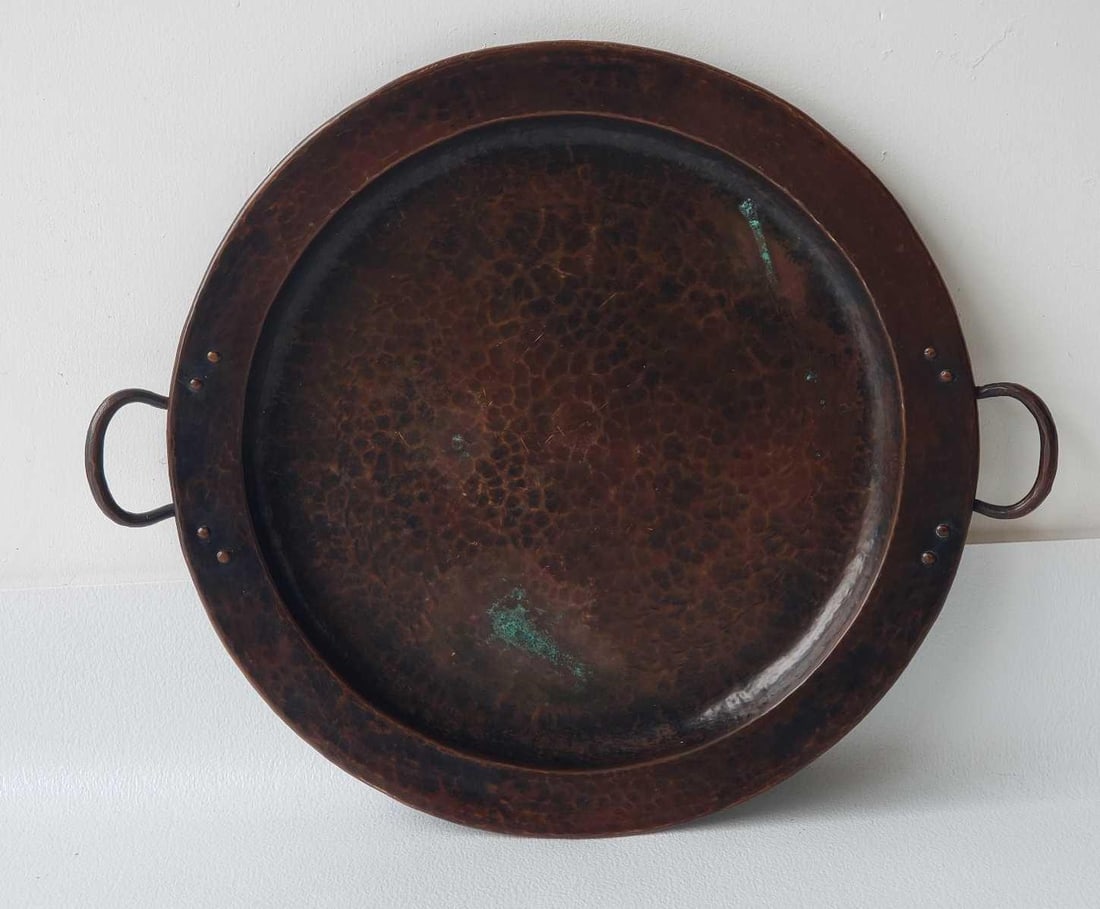 GUSTAV STICKLEY HAMMERED COPPER TWO HANDLED TRAY (1 of 11)