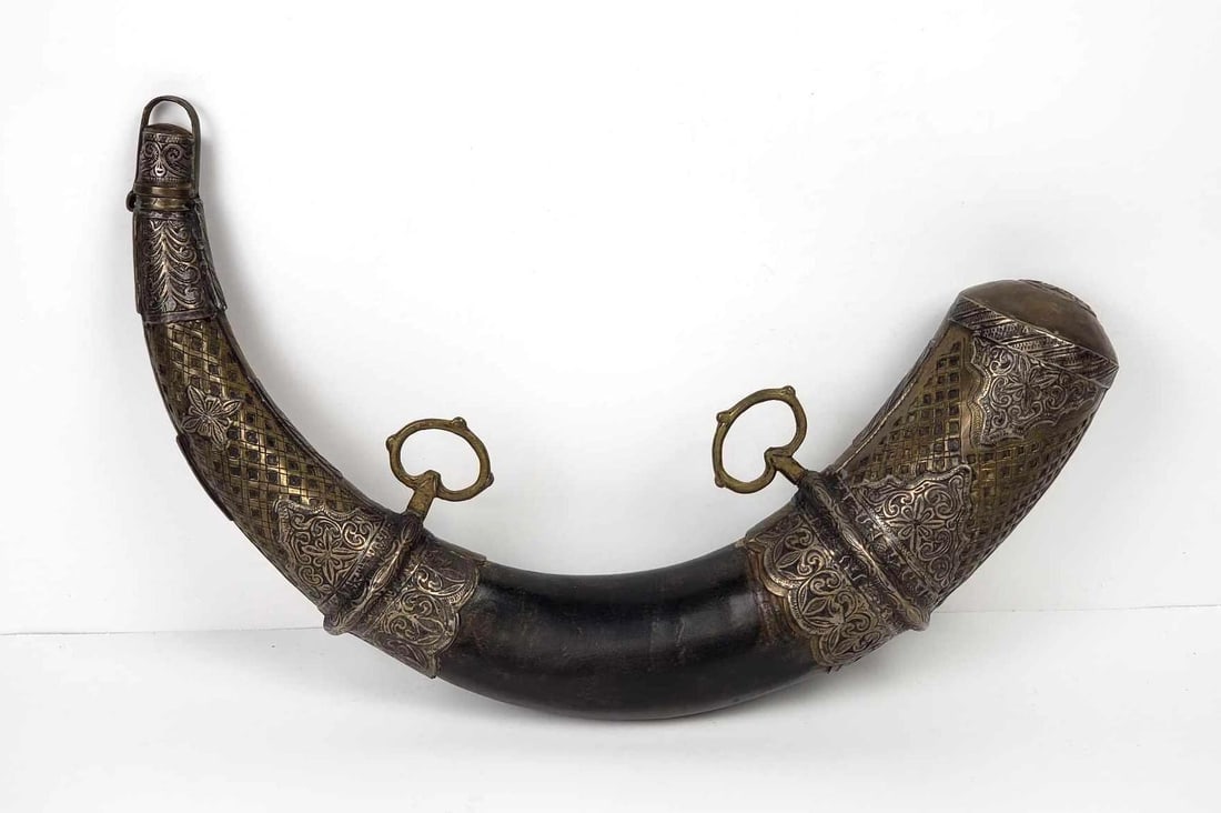 ANTIQUE EMBOSSED BRASS AND SILVERPLATE POWDER HORN (1 of 13)