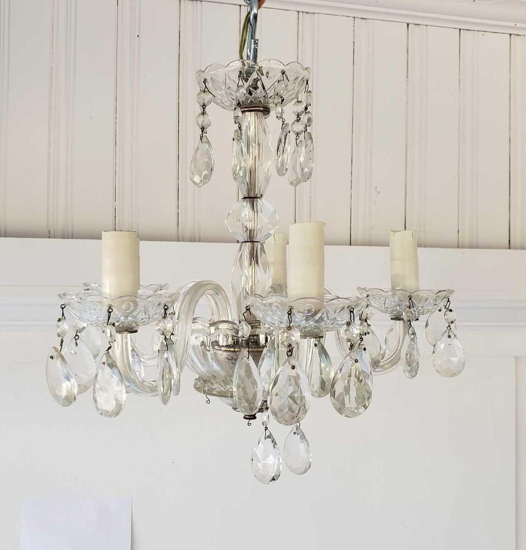 VINTAGE CRYSTAL FIVE LITE CHANDELIER (1 of 10)
