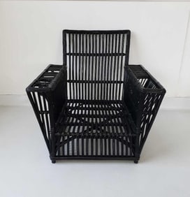 UNIQUE MID-CENTURY MODERN / ART DECO STYLE BLACK WICKER LOUNGE CHAIR WITH INTERGRATED CUP HOLDERS