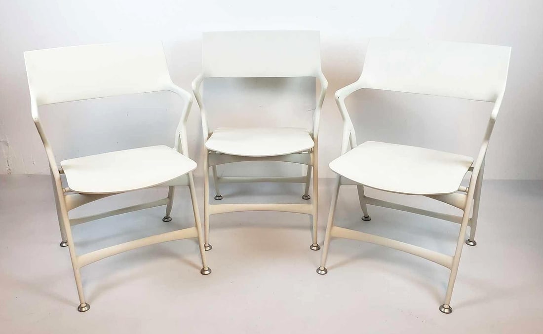 GROUP OF THREE WHITE KARTELL "DOLLY" FOLDING CHAIRS (1 of 14)