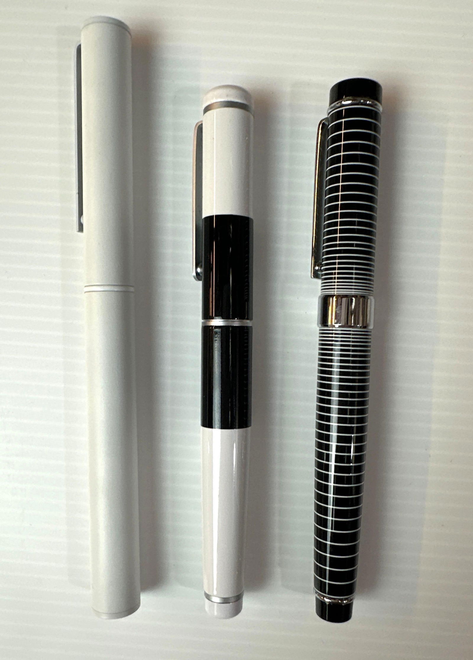 LOT OF THREE VINTAGE ACME PENS INCLUDING RARE RICHARD MEIER (1 of 6)