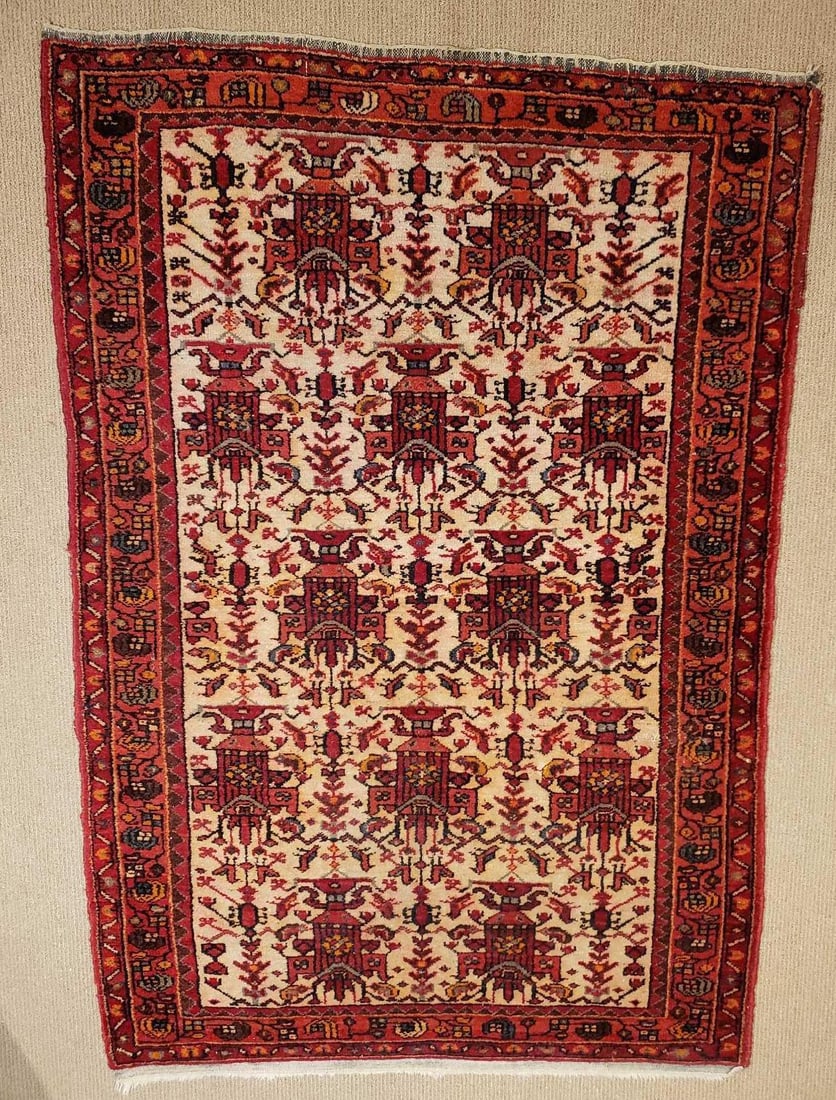 ANTIQUE PERSIAN WOOL RUG (1 of 9)