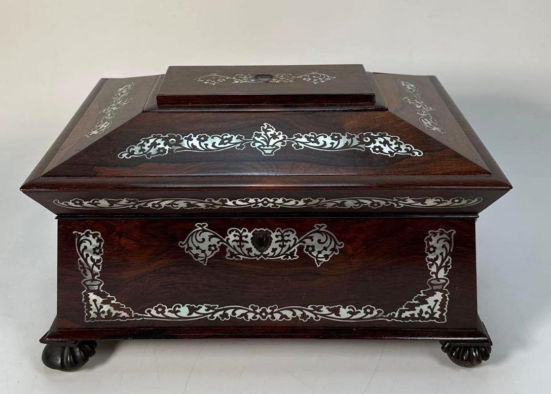 ANTIQUE MIDDLE EASTERN STYLE ROSEWOOD & MOTHER OF PEARL INLAID SEWING / TEA CADDY BOX (1 of 13)