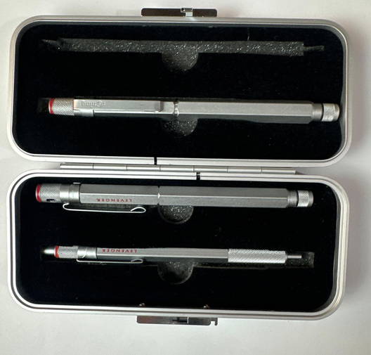 Pens & Writing Instruments