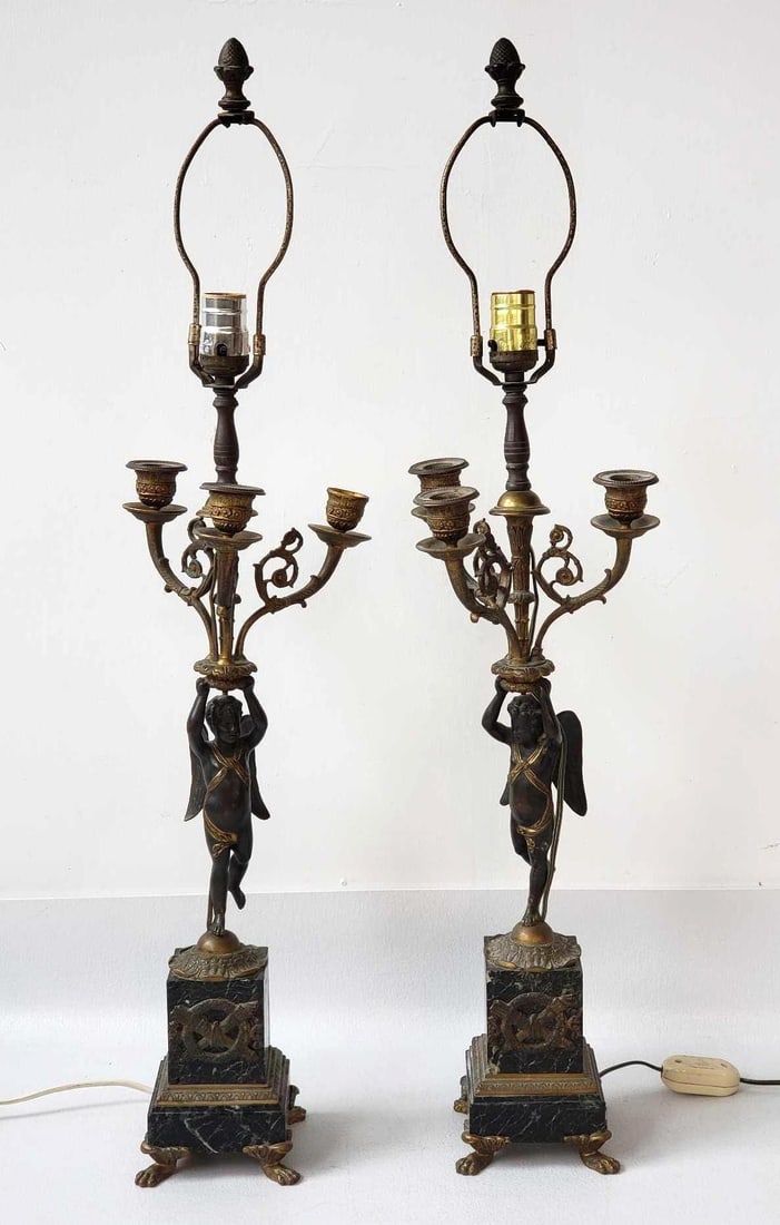 PAIR OF NEOCLASSICAL BRONZE AND MARBLE PUTTI FIGURAL CANDELABRA TABLE LAMPS (1 of 20)