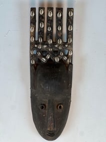 AFRICAN WOODEN FACE MASK WITH COWRIE SHELL CROWN