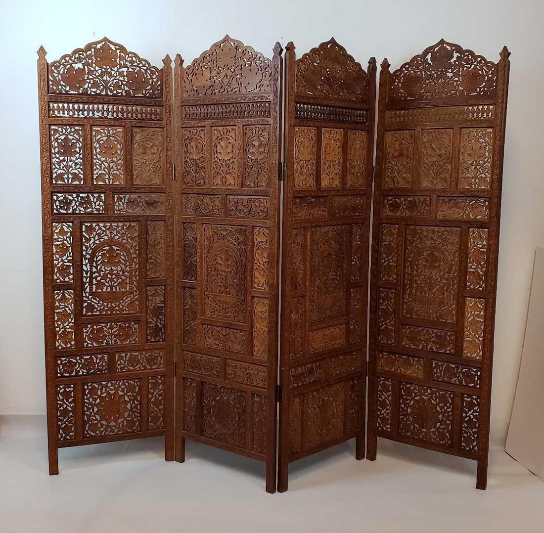 VINTAGE MIDDLE-EASTERN HAND-CARVED OPENWORK FOUR-PANEL WOODEN FOLDING SCREEN (1 of 12)