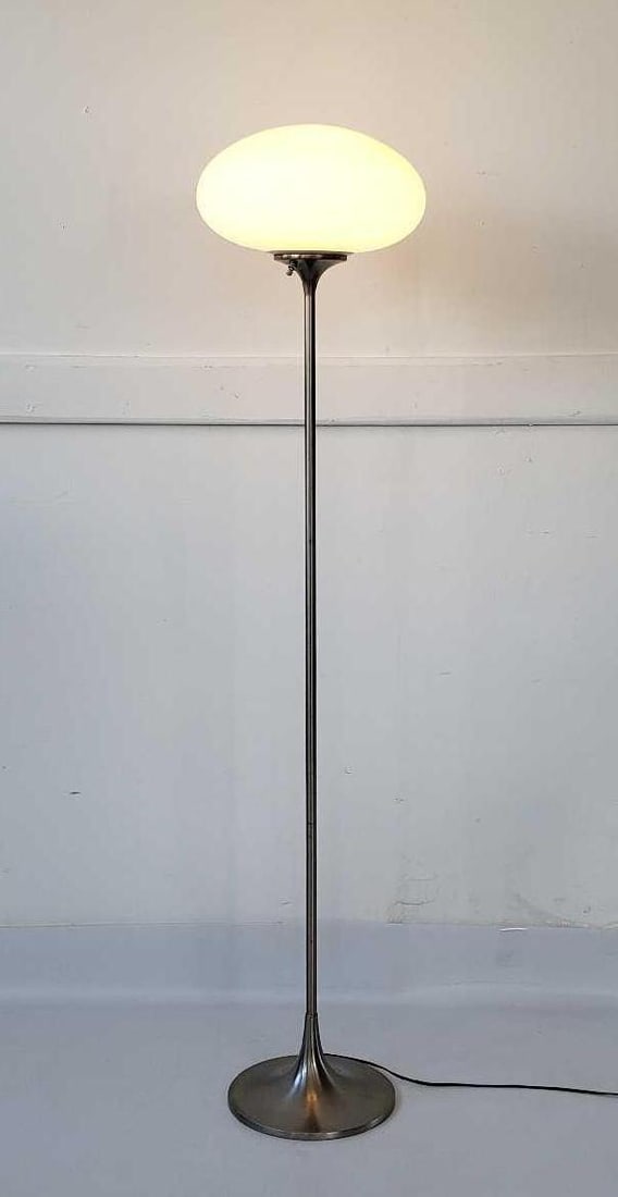 MID CENTURY ICONIC MUSHROOM FLOOR LAMP BY BILL CURRY FOR LAUREL LAMP CO. (1 of 16)