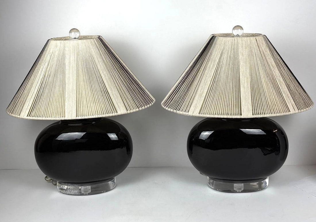 PAIR OF VINTAGE CERAMIC AND LUCITE TABLE LAMPS WITH STRING SHADES (1 of 8)