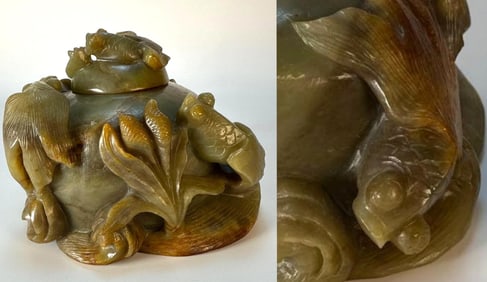 EXCEPTIONAL VINTAGE CARVED JADE BOX WITH GOLD FISH
