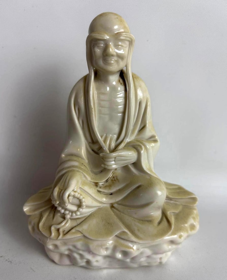 CHINESE BLANC DE CHINE DEHUA FIGURE OF LUOHAN, POSSIBLY QING DYNASTY (1 of 7)
