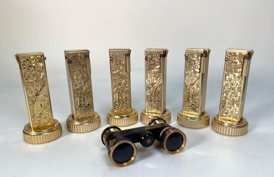 SIX LE BRIQUET ET CIE GOLD TABLE LIGHTERS & ONE EIKOW BINOCULARS (1 of 19)