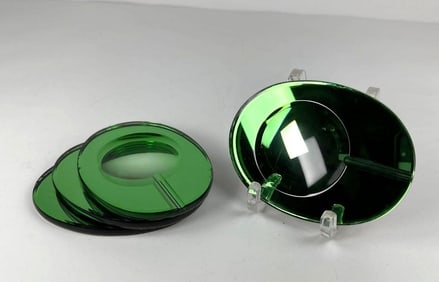 STRIKING SET OF FOUR VINTAGE MID-CENTURY MODERN EMERALD GREEN GLASS ASHTRAYS