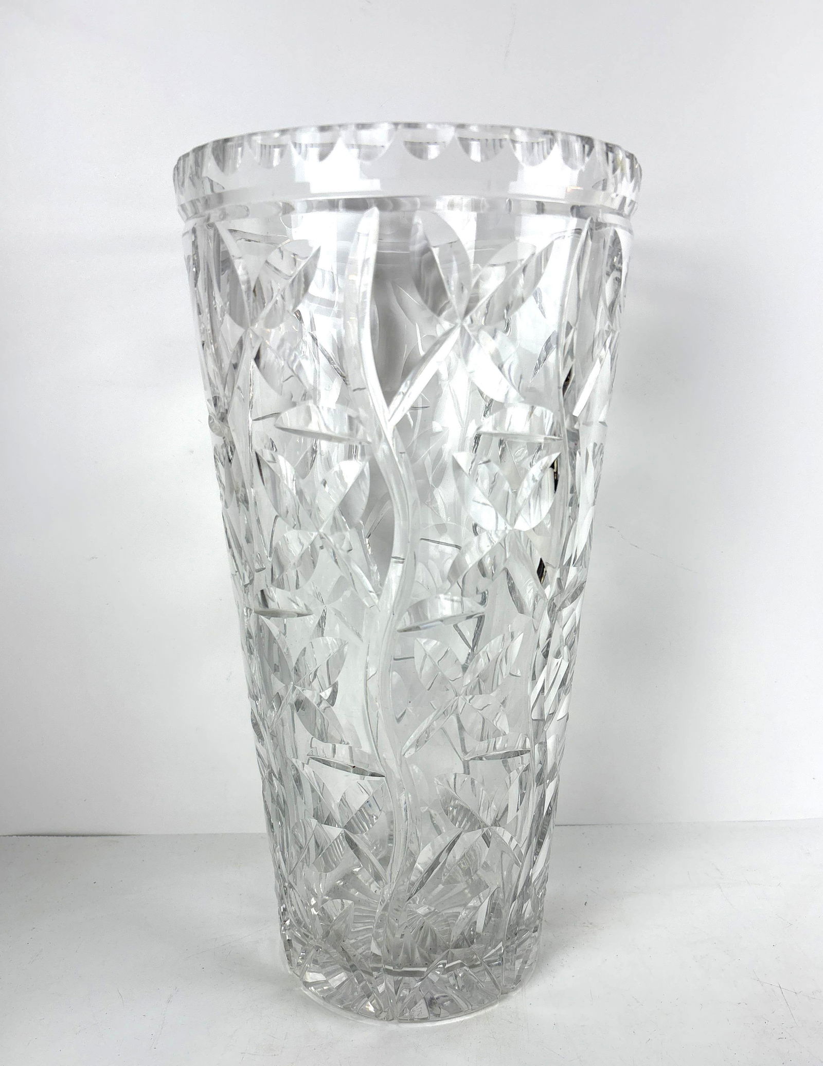 LARGE WEBB CORBETT CUT GLASS VASE (1 of 5)