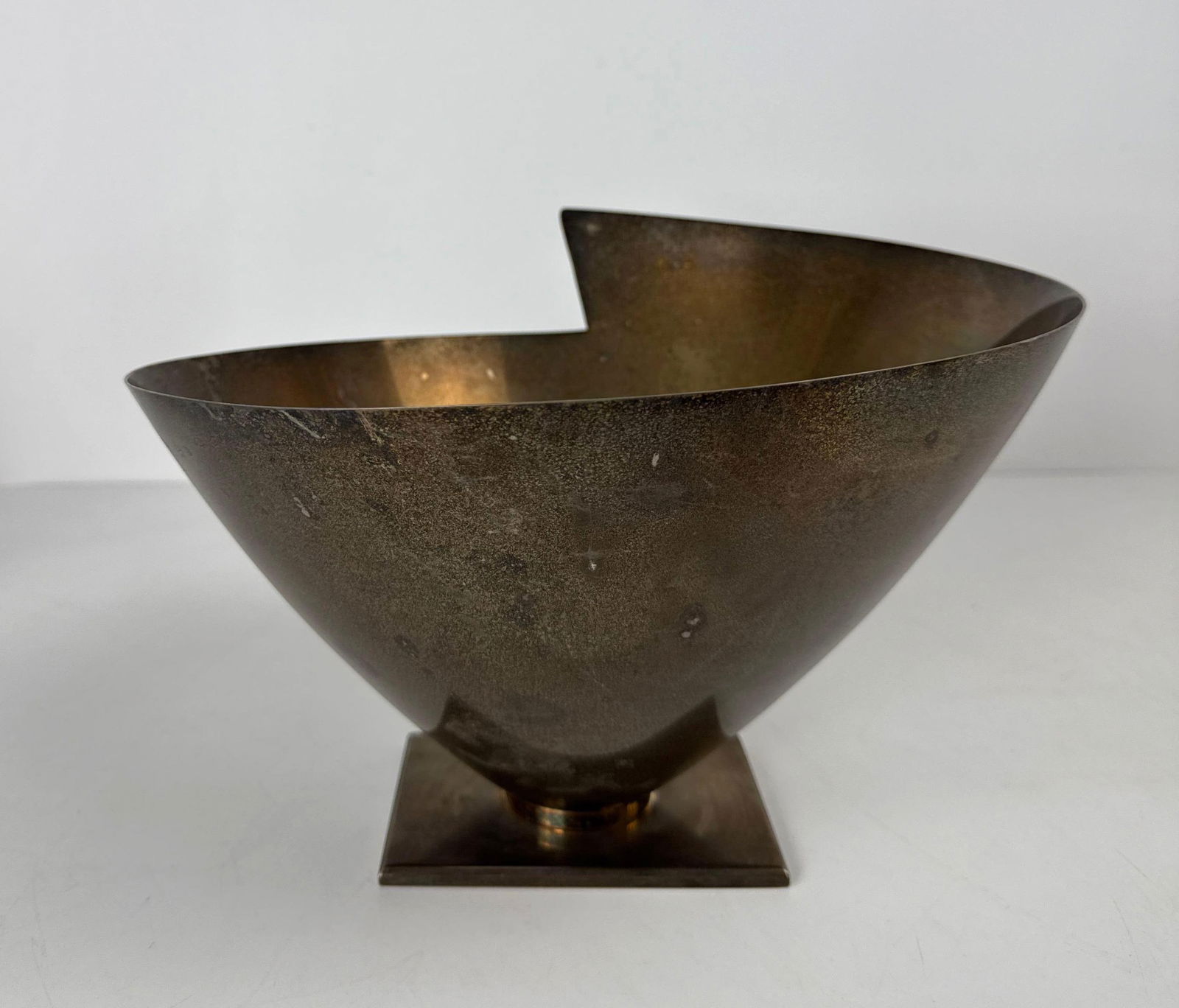 ELSA RADY FOR SWID POWELL VINTAGE SILVERPLATED BOWL, SIGNED: A vintage silverplated bowl by Elsa Rady for Swid Powell. Dimensions: 8" X 12" DIA Artist or Maker: Elsa Rady for Swid Powell Provenance: From a NYC Collector. Notes: Although care is taken to