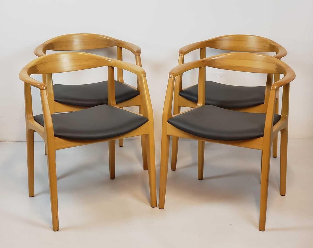 FOUR SOSSEGO JULIETA  ARM CHAIRS BY ARISTEU PIRES INSPIRED BY HANS WEGNER (1 of 19)