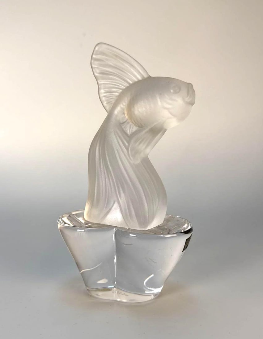 CRISTAL DE SEVRES, FRANCE FROSTED GLASS FISH PAPERWEIGHT (1 of 7)