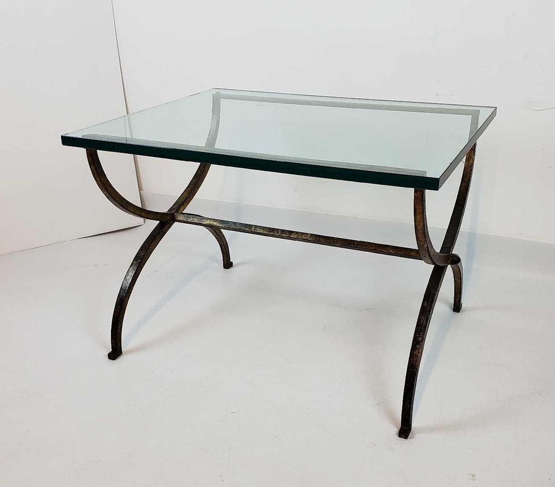 VINTAGE HOLLYWOOD REGENCY GILT IRON GLASS TOP END TABLE (1 of 8)