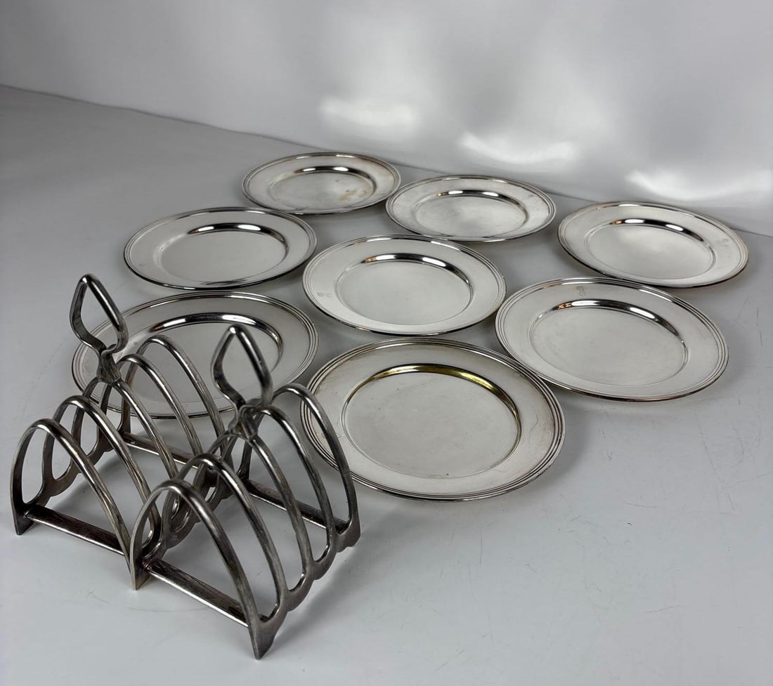 LOT SILVER PLATE INCLUDING MAPPIN AND WEBB TOAST RACKS (1 of 13)