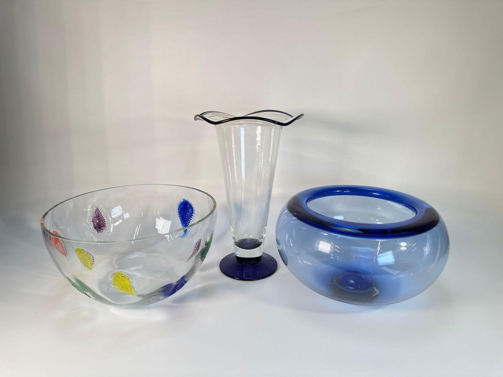 VINTAGE ART GLASS VESSEL TRIO (1 of 15)
