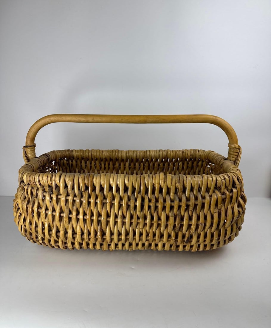 LARGE BAMBOO POOL TOWEL STORAGE BASKET (1 of 6)