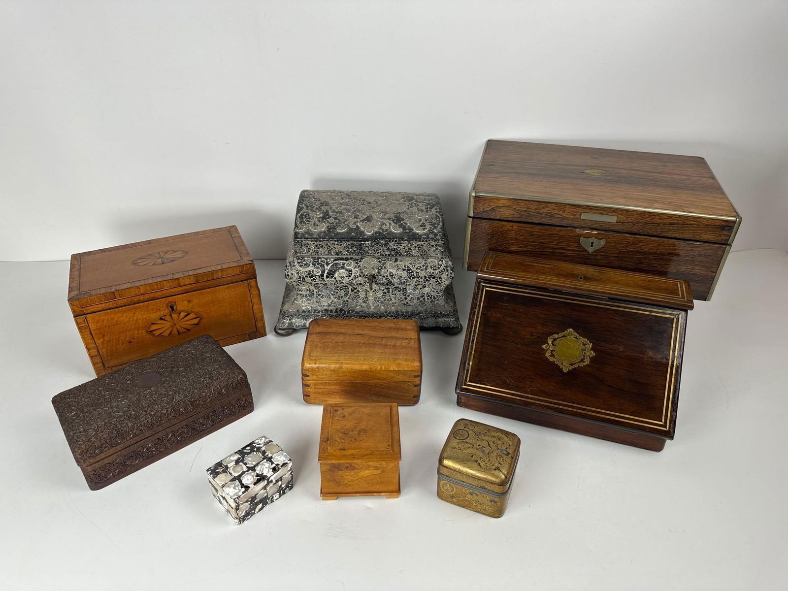 VALUE LOT OF VARIOUS BOXES/STORAGE CASES (1 of 17)