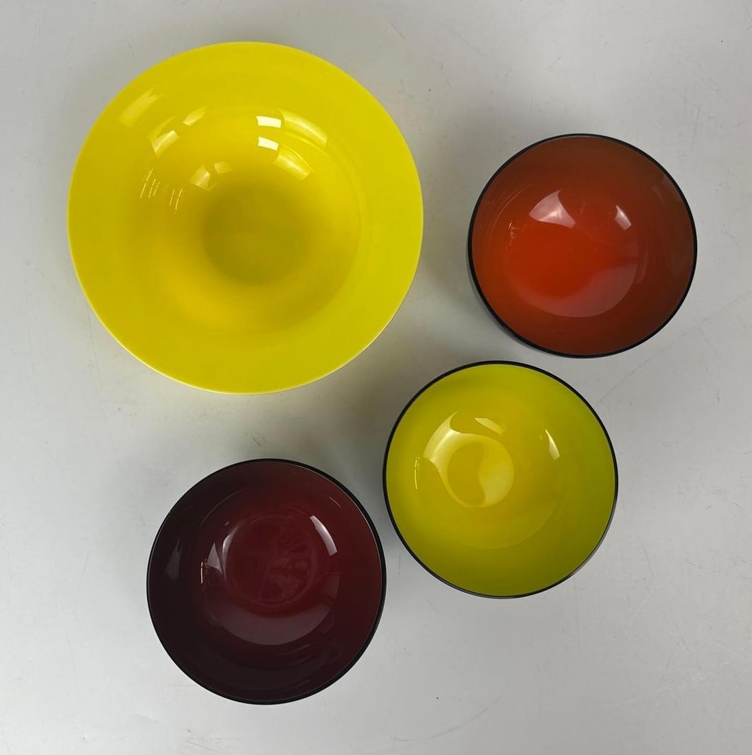 VALUE LOT RETRO ART GLASS BOWLS INCL. NOUVEL STUDIO BARNEYS NEW YORK AND VENINI (1 of 14)