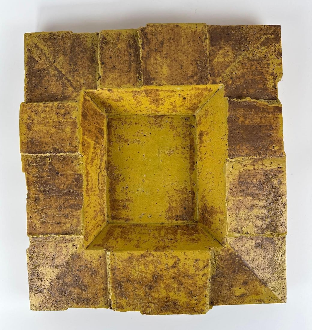 RARE HEAVY CAST CONCRETE BRUTALIST PLATTER/MEDALLION (1 of 8)