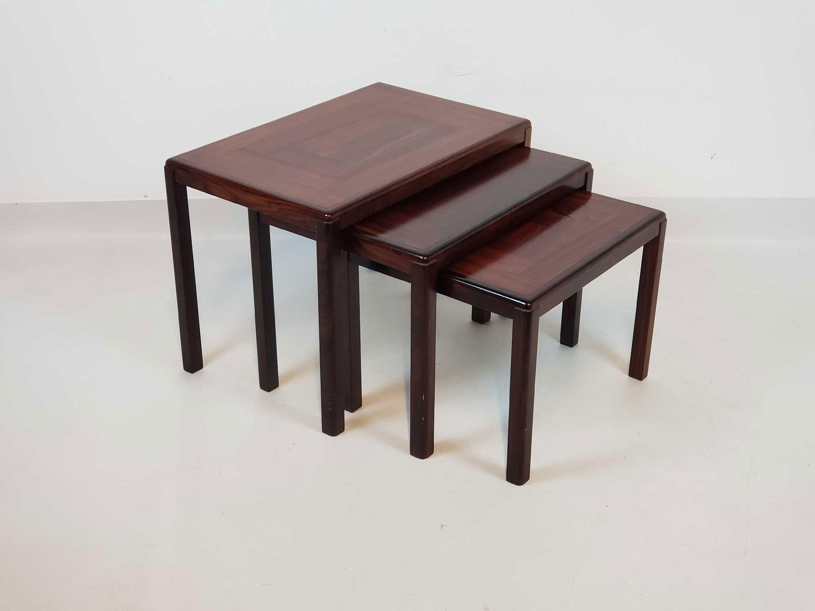 TRIO OF MID CENTURY, DANISH MODERN NESTING TABLES BY VEJLE STOLE MOBELFABRIK (1 of 12)