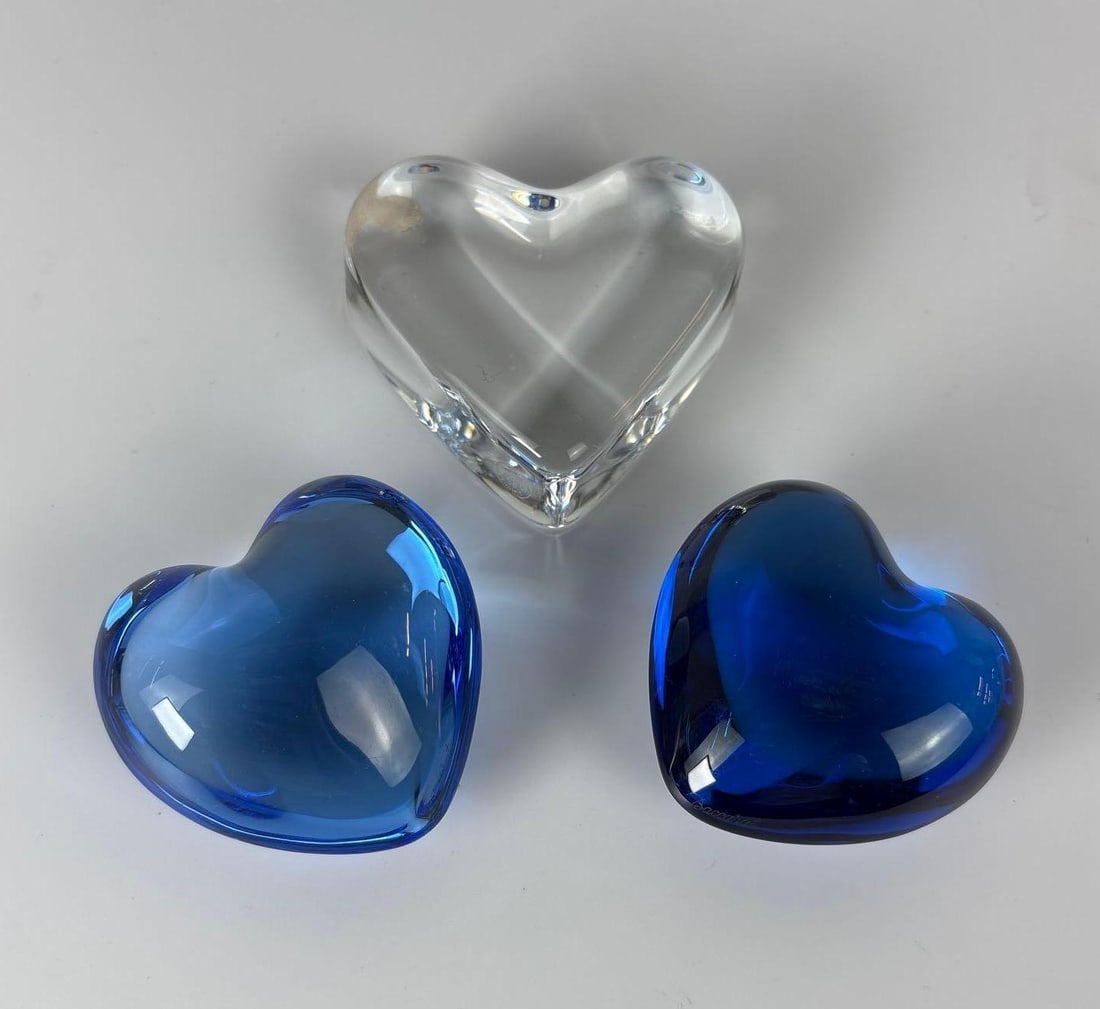 BACCARAT GLASS ART LOT  3 HEARTS IN CLEAR AND BLUE (1 of 9)