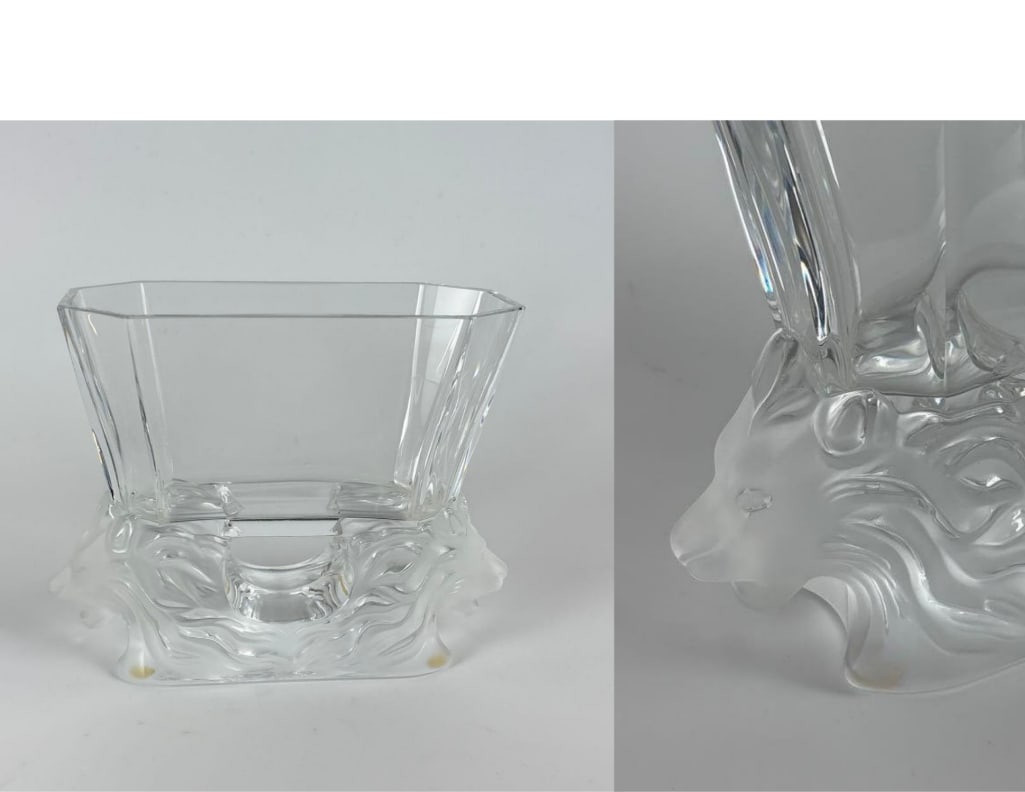 LALIQUE VENISE DOUBLE LION VASE (1 of 8)