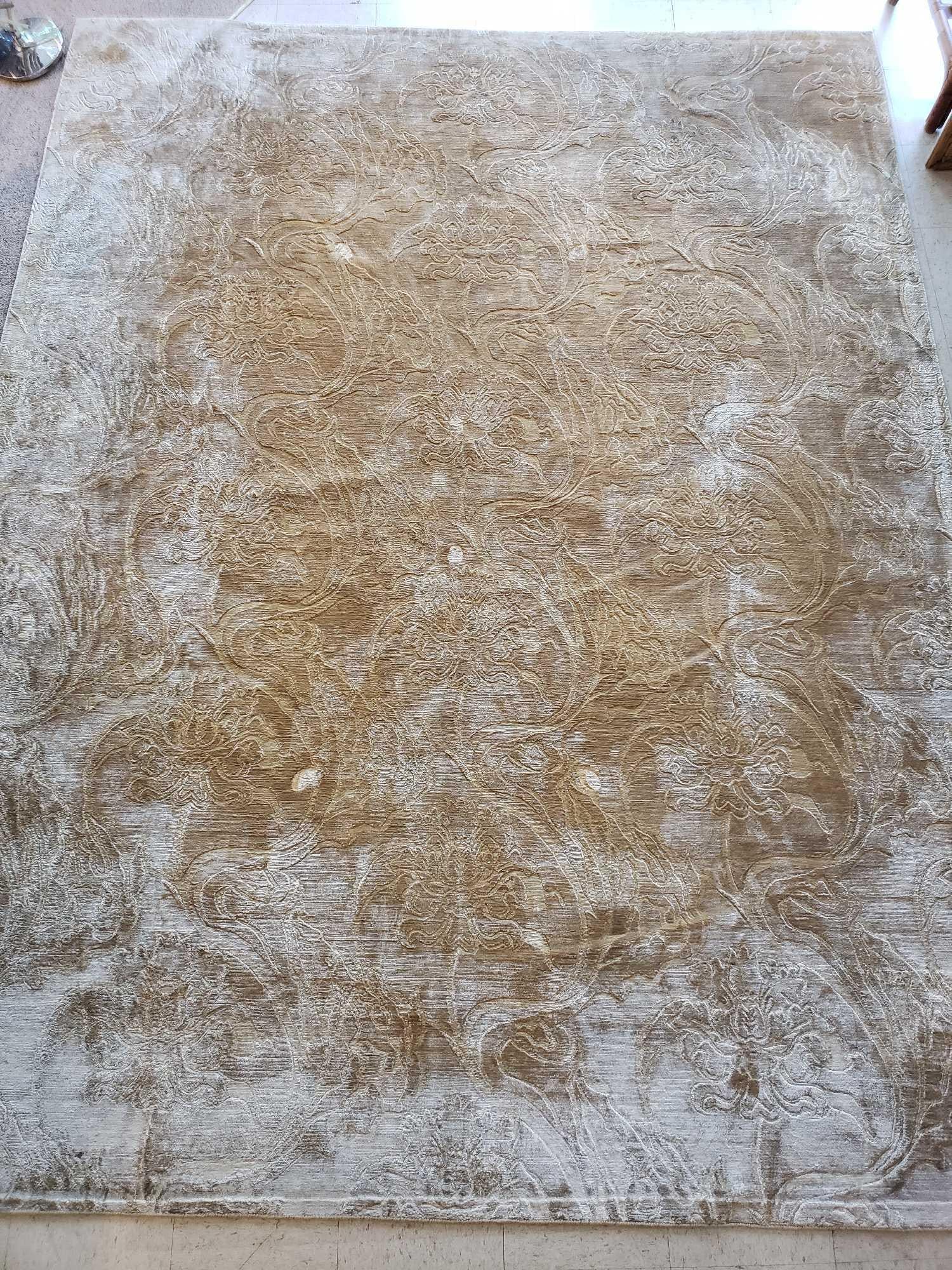 EMBOSSED SILK AND WOOL FLORAL MOTIF HAND MADE ROOM SIZE RUG (1 of 11)