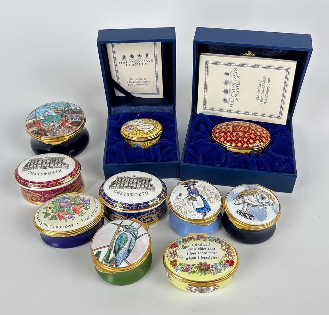 LOT OF BRITISH TRINKET BOXES INCL. HALCYON DAYS AND CHATSWORTH (1 of 12)