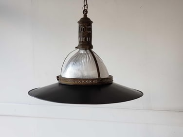 INDUSTRIAL HALOPHANE FRENCH RAILWAY STATION STYLE BRASS AND METAL PENDANT FIXTURE WITH FLUTED GLASS