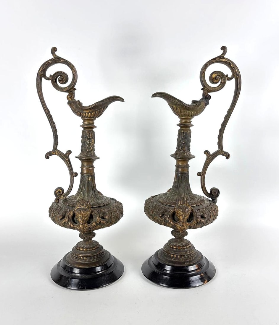 ORNATE PAIR OF ROCCOCO REVIVAL BRASS EWERS / DECORATIVE OIL LAMPS (1 of 6)