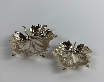 PAIR OF BUCCELLATI STERLING SILVER LEAF FORM DISHES (LOT 1 of 2)