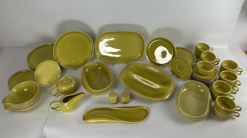 MASSIVE 55-PIECE VINTAGE RUSSEL WRIGHT "AMERICAN MODERN" DINNERWARE SET BY STEUBENVILLE