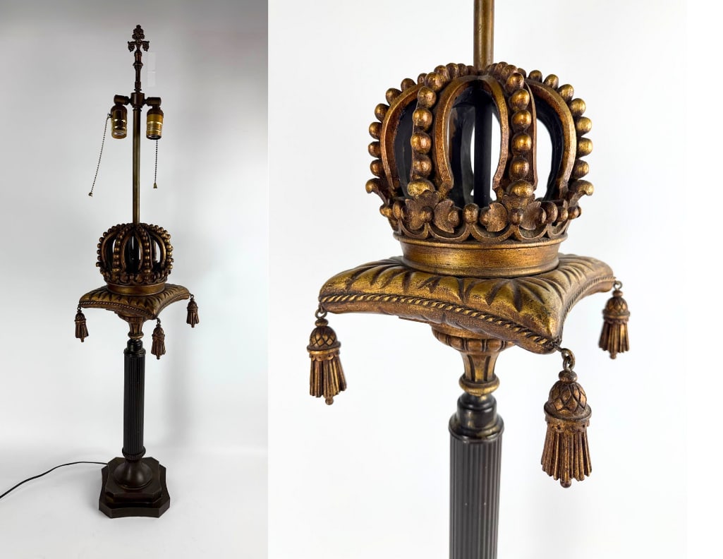 ORNATE GILT WOOD & BRONZE CROWN AND PILLOW TABLE LAMP WITH TASSELS (1 of 7)