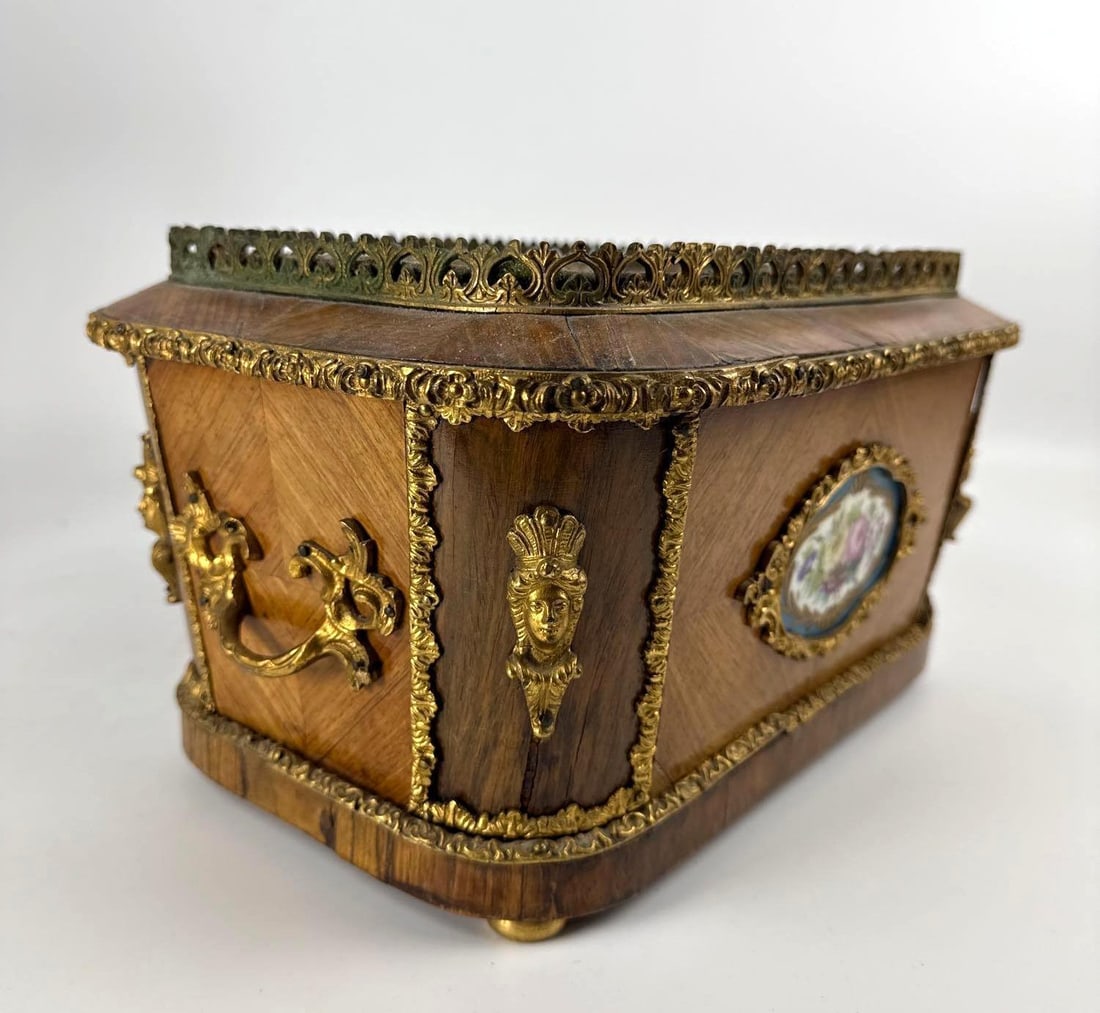 NAPOLEON III STYLE JARDINIERE (1 of 8)