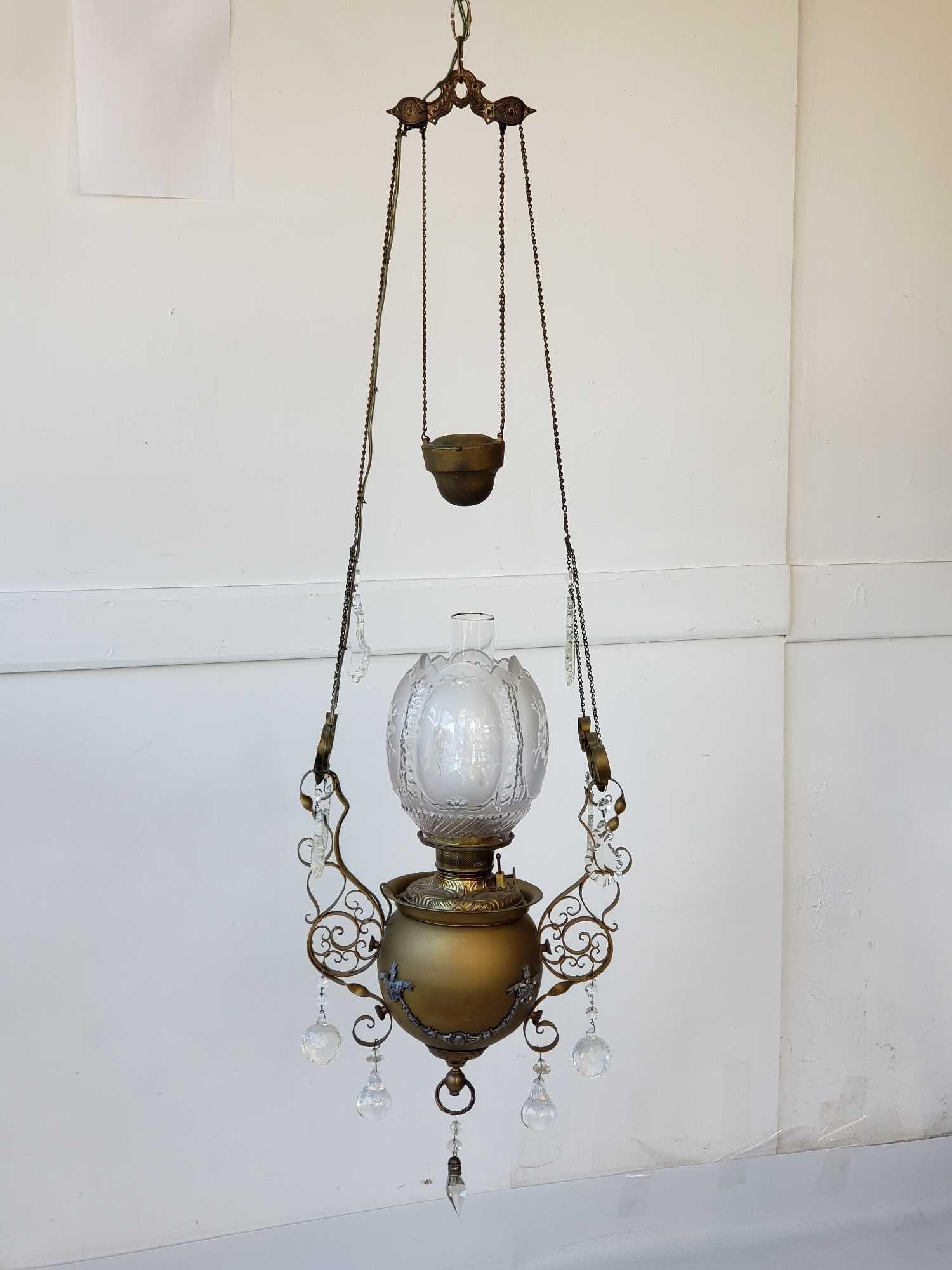 BRADLEY & HUBBARD HANGING PARLOR OIL LAMP CHANDELIER WITH CRYSTAL PRISMS (1 of 19)