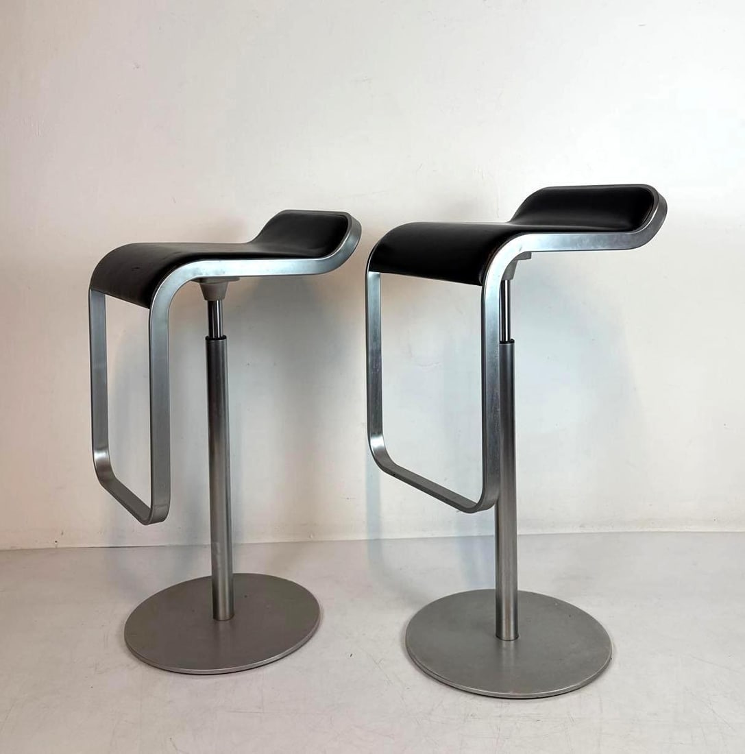 SET OF TWO MINIMALIST LEM BLACK LEATHER BAR STOOLS BY LAPALMA ITALY (1 of 11)
