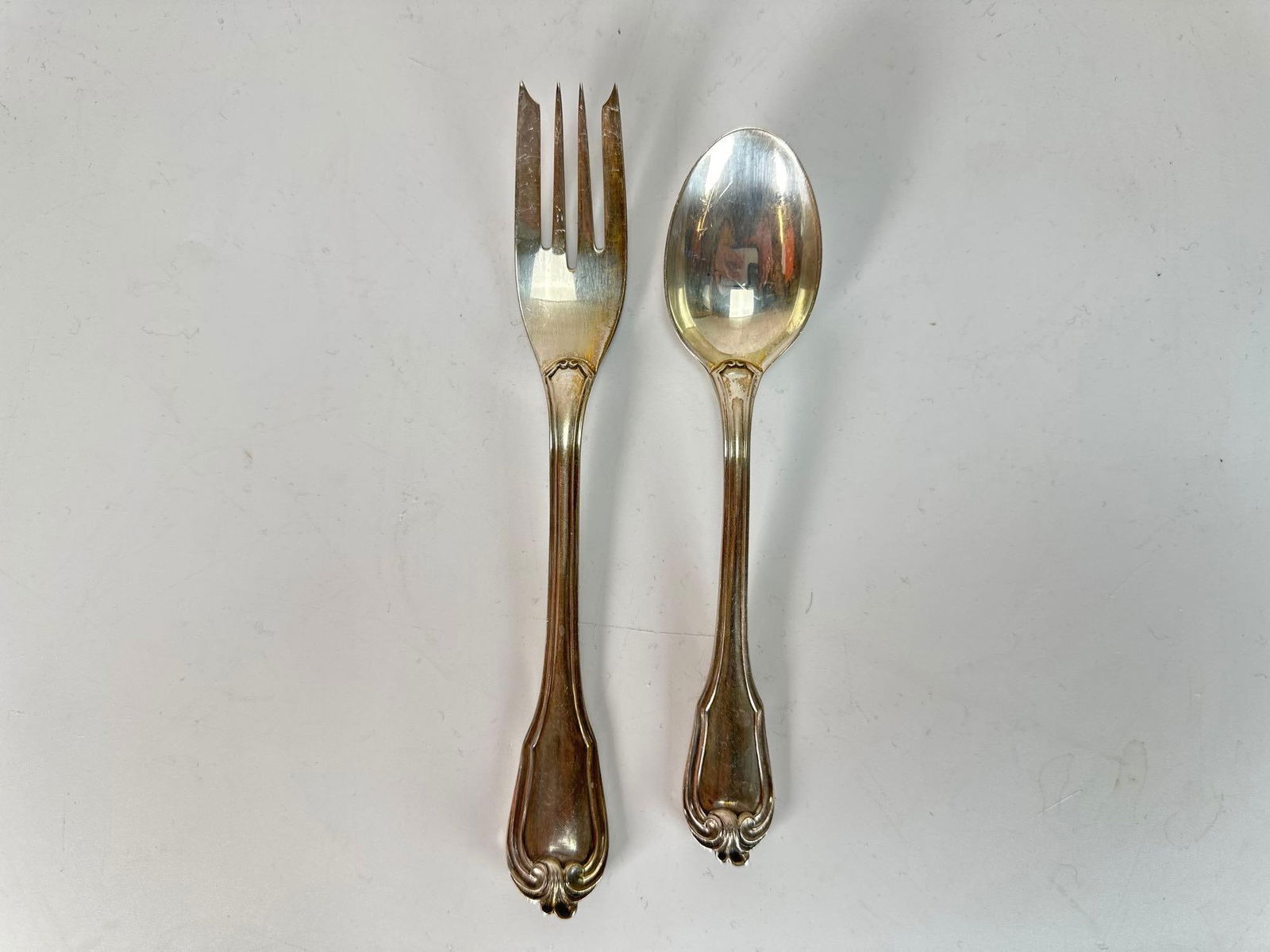 24 PIECES BUCCELLATI STERLING SILVER FLATWARE "BORGIA" PATTERN: TEA SPOONS & DESSERT FORKS (42 OZT) (1 of 9)