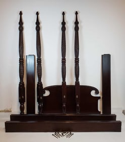 CARVED MAHOGANY FOUR POSTER BED WITH ACANTHUS LEAF AND BARLEY TWIST DETAIL (FULL SIZE)