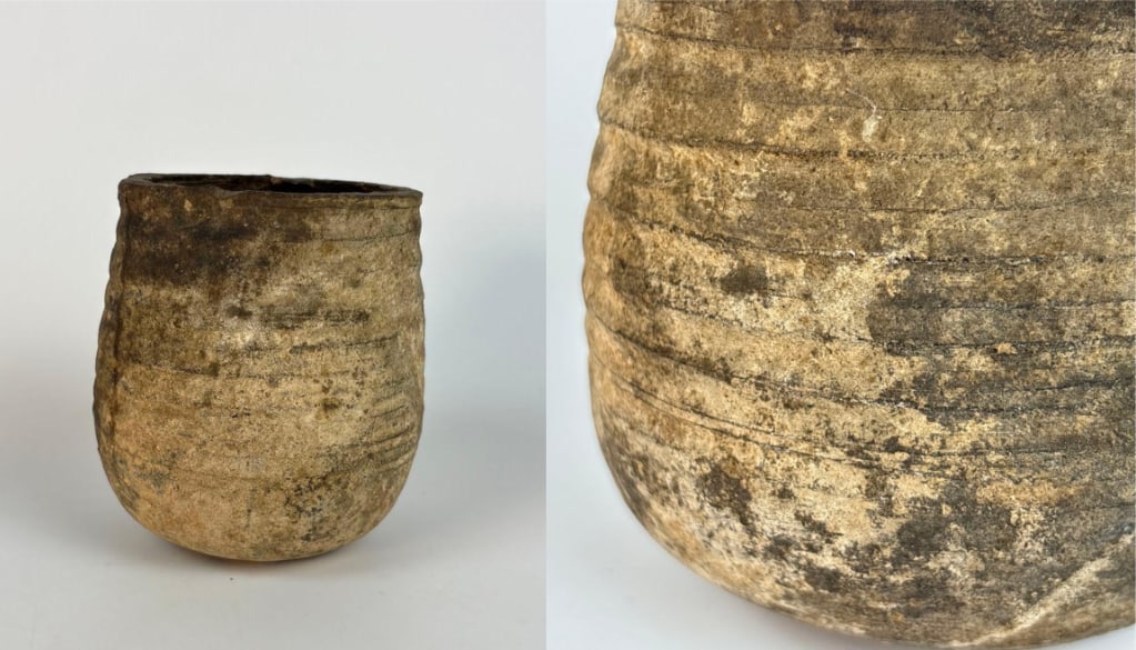 ANTIQUE POTTERY VASE (Possibly Ancient | Precolombian) (1 of 8)