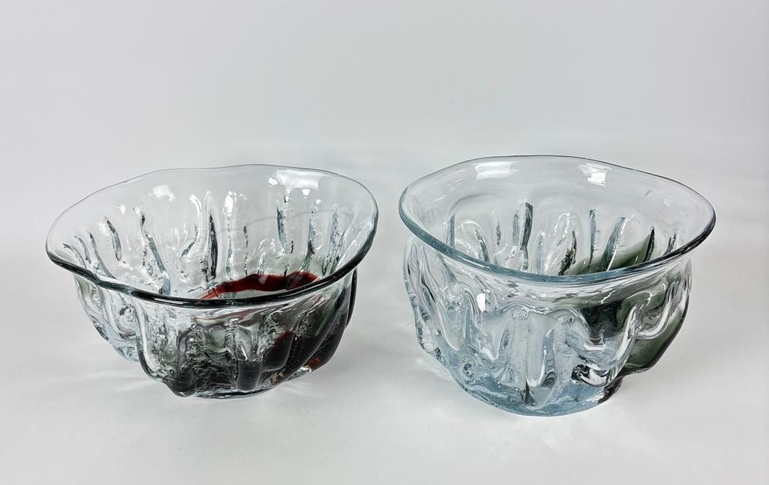 TWO LARGE VINTAGE ORGANIC FORM HAND BLOWN GLASS BOWLS FOR HOLMEGAARD BY PER LUTKEN (1 of 10)