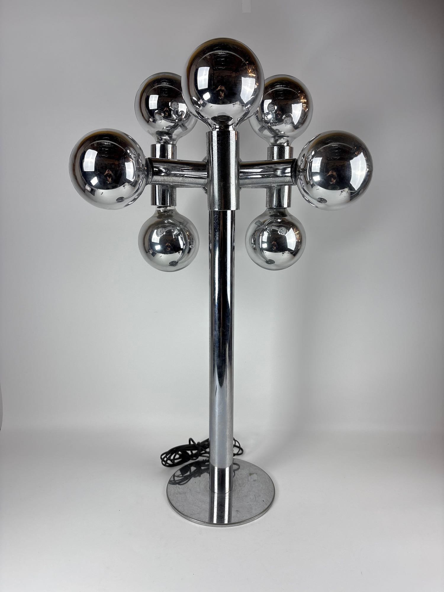 1970'S ROBERT SONNEMAN STYLE CHROME "MOLECULE" OR "EYEBALL" TABLE LAMP (1 of 8)