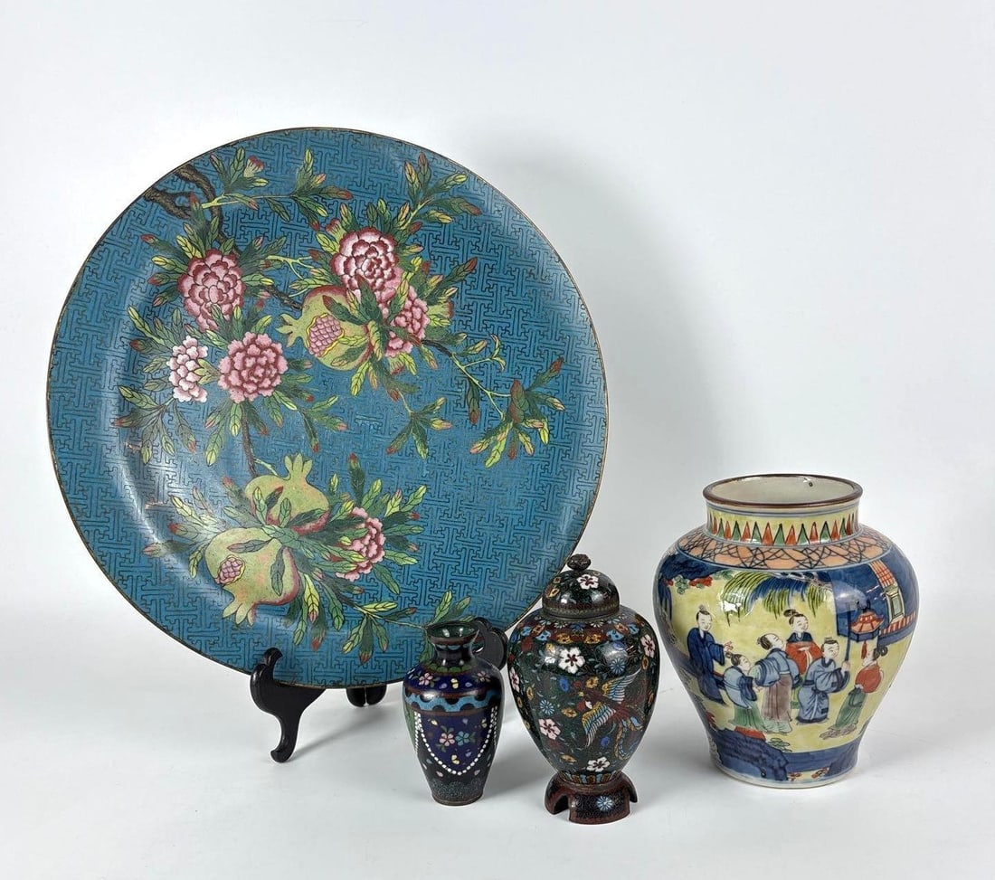 COLLECTOR'S LOT OF THREE ASIAN DECORATIVE VESSELS & LARGE CLOISONNE CHARGER (1 of 4)