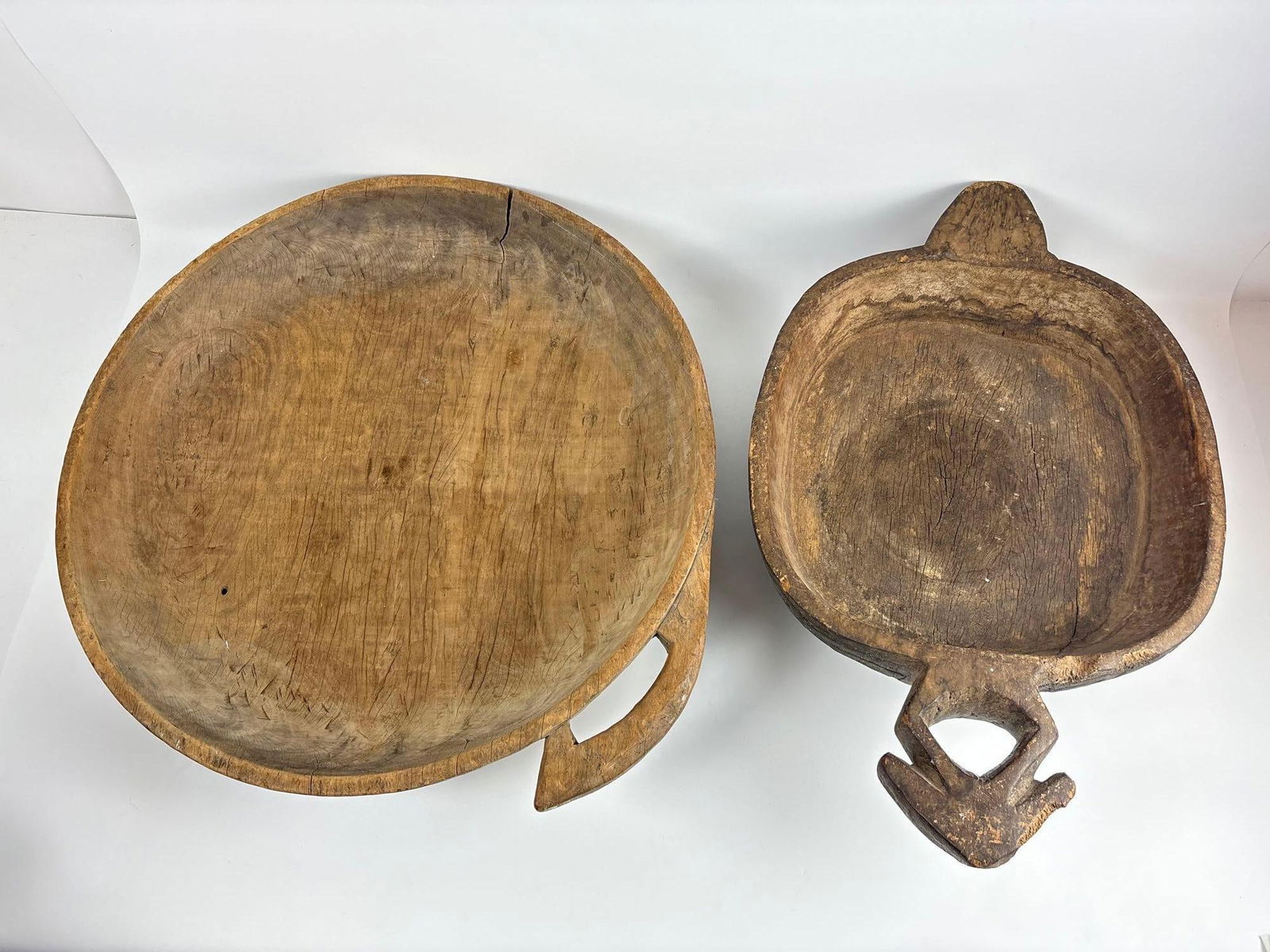 PAIR OF EXTRA LARGE WOODEN CARVED TRIBAL PRIMITIVE BOWLS (1 of 8)
