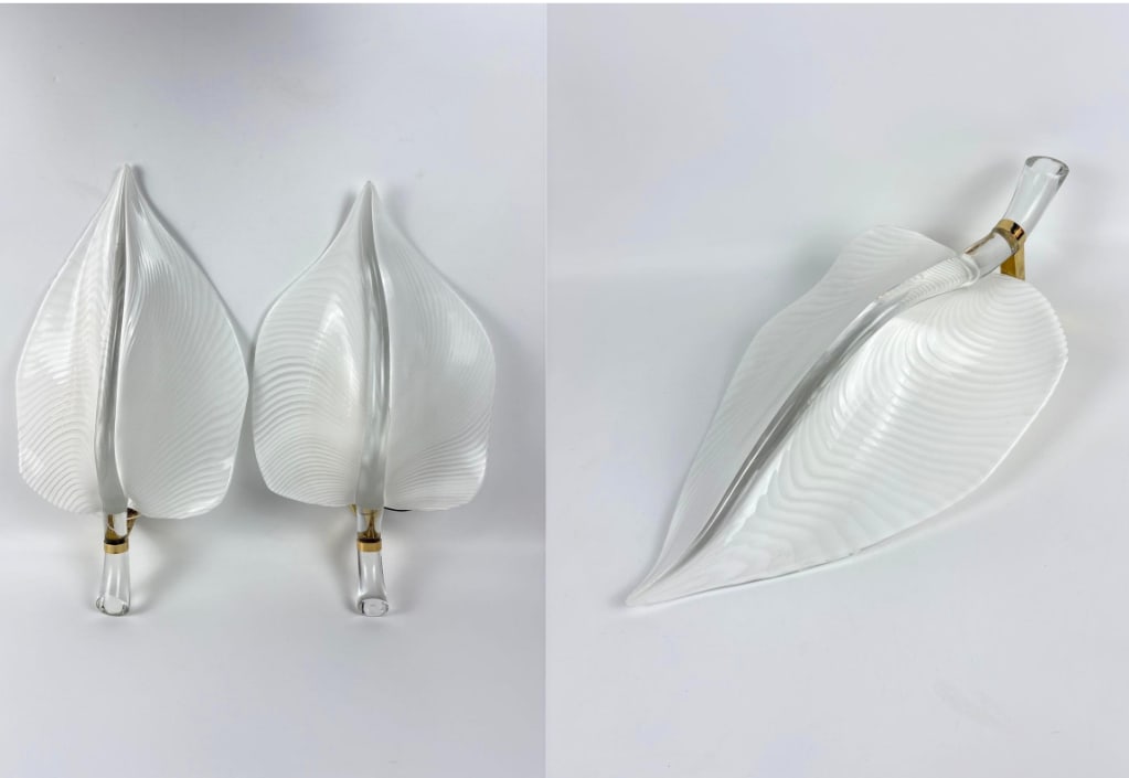 PAIR OF FRANCO LUCE MURANO GLASS LEAF WALL SCONCES (1 of 9)